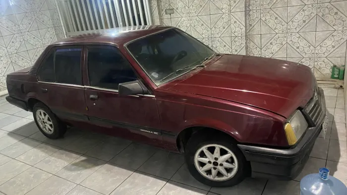 Chevrolet Monza GL 1.8 Efi/ SL/ L/ 650/barc. 2e4p (álcool) 1989