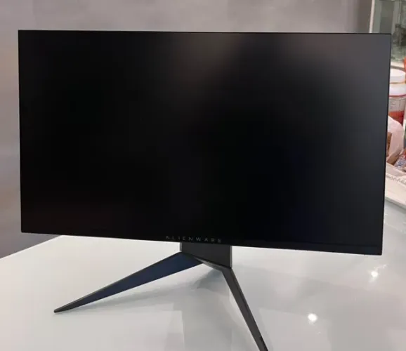 Monitor Gamer Alienware AW2518HF 24.5" 240Hz 1ms FreeSync - Excelente Estado