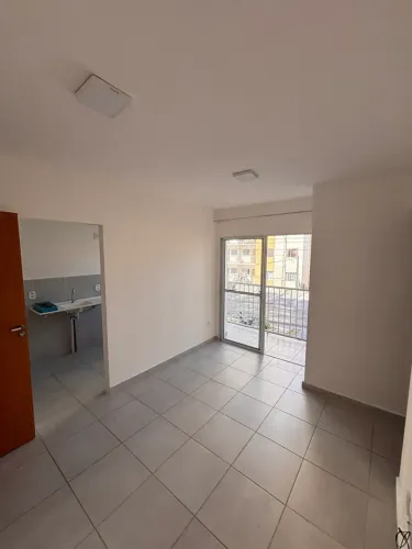 ALUGO APARTAMENTO LEVE CASTANHEIRAS