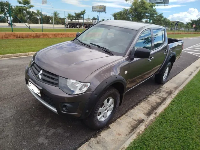 Mitsubishi L200 Triton GLX 3.2 CD TB Int.diesel MEC 2018