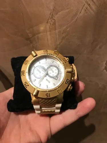 INVICTA modelo 11835