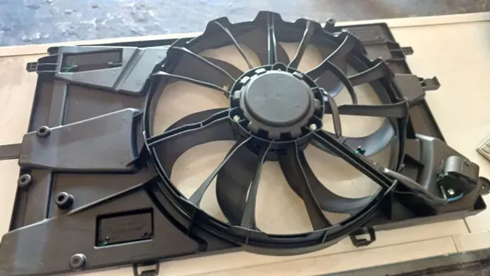 Motor ventoinha ventilador do radiador Onix TURBO