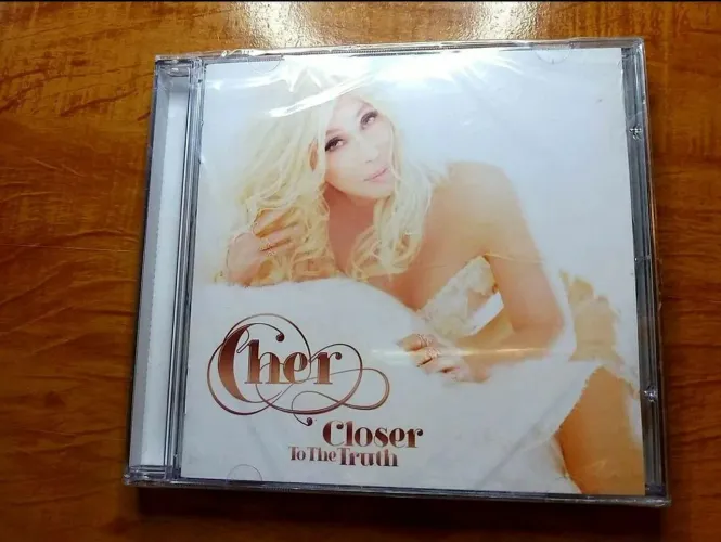 CD Lacrado Cher - Closer To The Truth