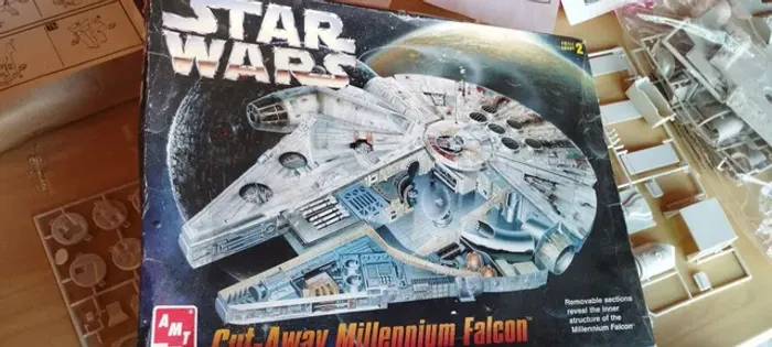 Millennium Falcon   Star Wars Grande maquete