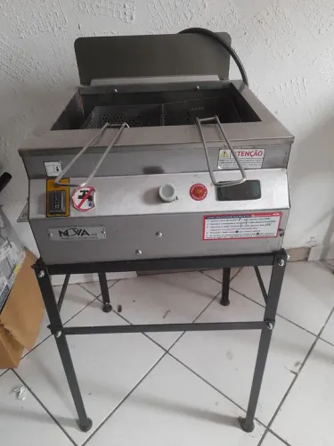 FRITADEIRA PROFISSIONAL NOVA 6000W COM BOTAO DE EMERGÊNCIA
