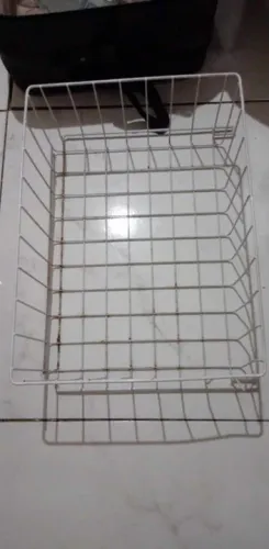 Peças de geladeira 4 unidades, por 200,