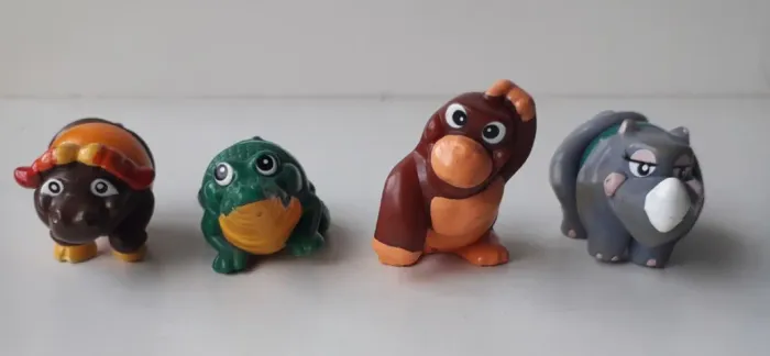 Kinder Ovo Anos 90 - 4 Bichos Bola (usados)