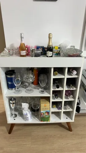 Adega Bar Aparador Ambiente X Pés Palito Estilo Retrô cor Branco