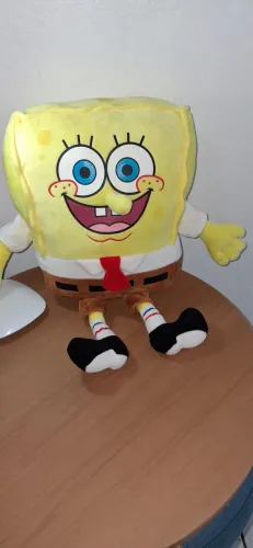 Boneco pelúcia Bob Esponja Original com frases ao apertar 