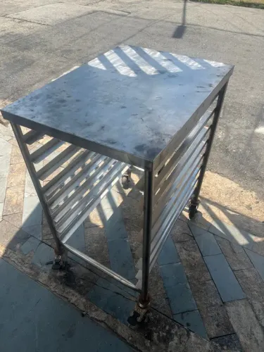 Carrinho esqueleto inox para gn ou assadeiras pão