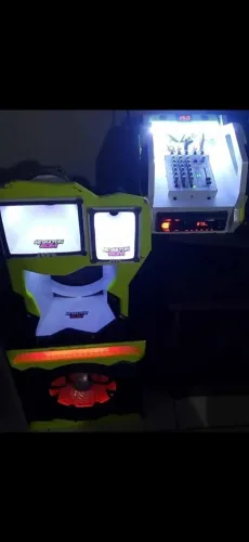 2300 BOB VENDO OU TROCO !