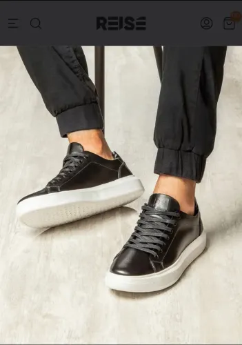 CNS Tênis SNEAKER 41 (novo) 