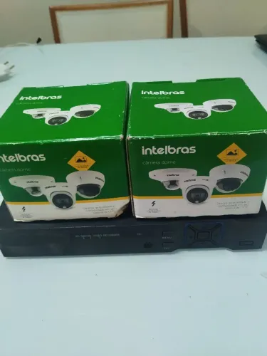 Kit de duas câmera Intelbras+ HD Record ( semi novo) 