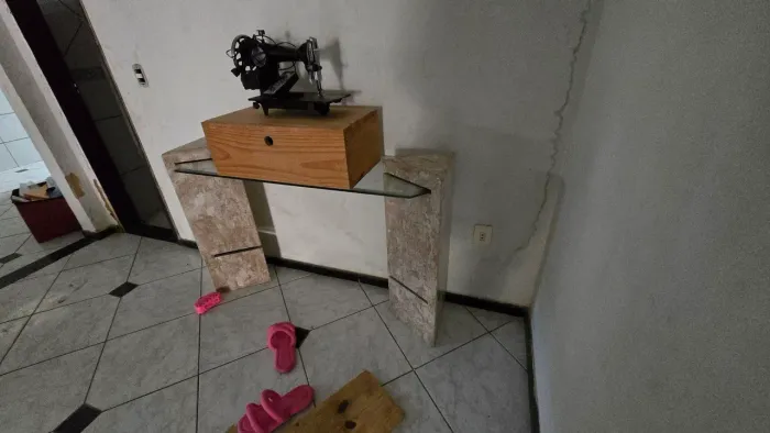 Parcelo em 21x Aparador de mármore travertino