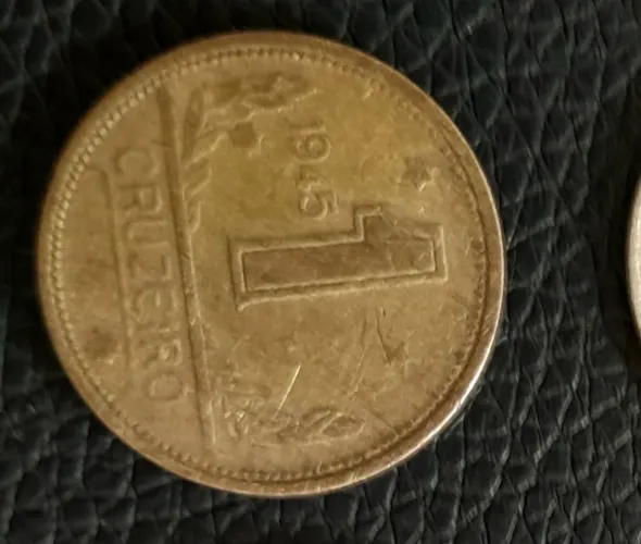 Moedas antigas  1 ..2 cruzeiros  1945..e 1953  é outras