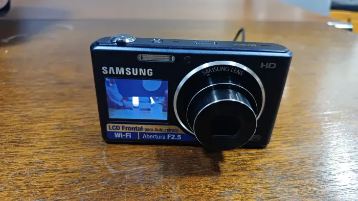 Câmera samsung duo tela 