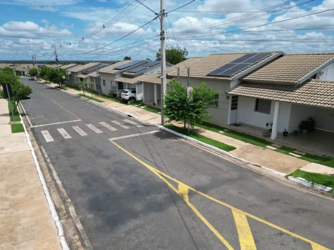 Vende-se Casa com 2/4 no Condomínio Parque Humaitá Residence em Cuiabá MT