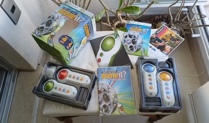 Scene It? Xbox 360 Movie Trivia C/ 4 Controles Cib Novo