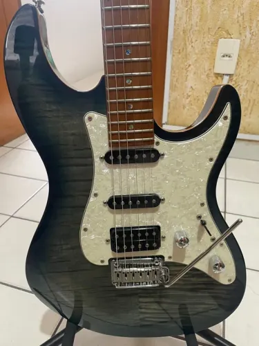 Guitarra Sire S7