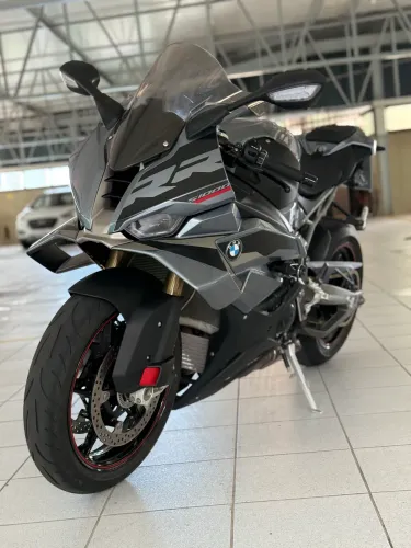 BMW S1000 RR 2026 1.000km oportunidade!