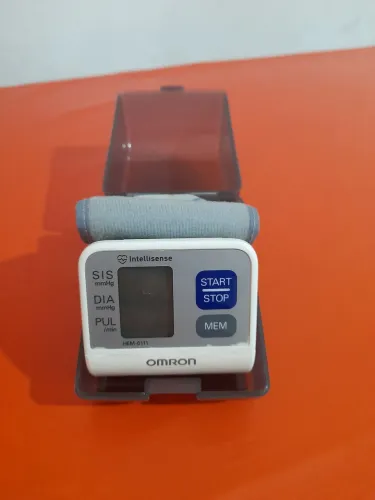 Monitor de Pressão Arterial de Pulso Automático