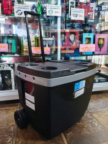 Caixa térmica Com Rodinhas 