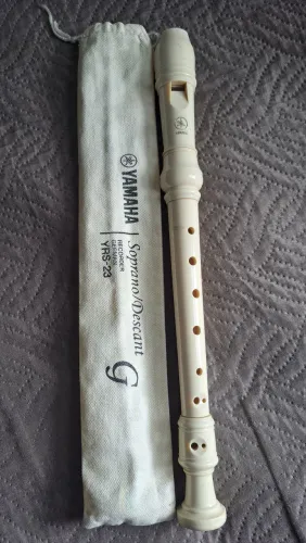 Flauta Yamaha YRS-23 Soprano