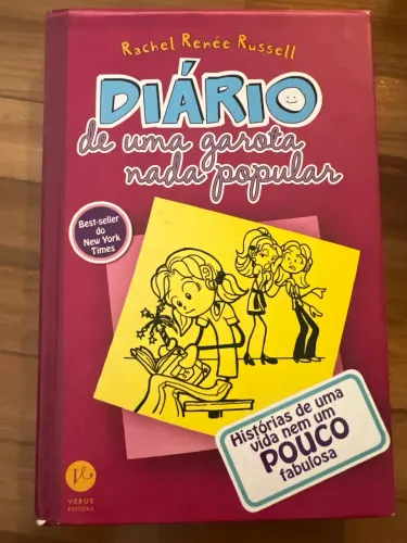 Livro Diário de uma garota nada popular