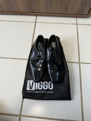Sapato Social Preto em couro legítimo (Viggo)