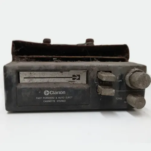 Som Automotivo Clarion Vintage