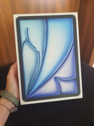 iPad Air M3 13' 256GB Wi-Fi + Cell lacrado