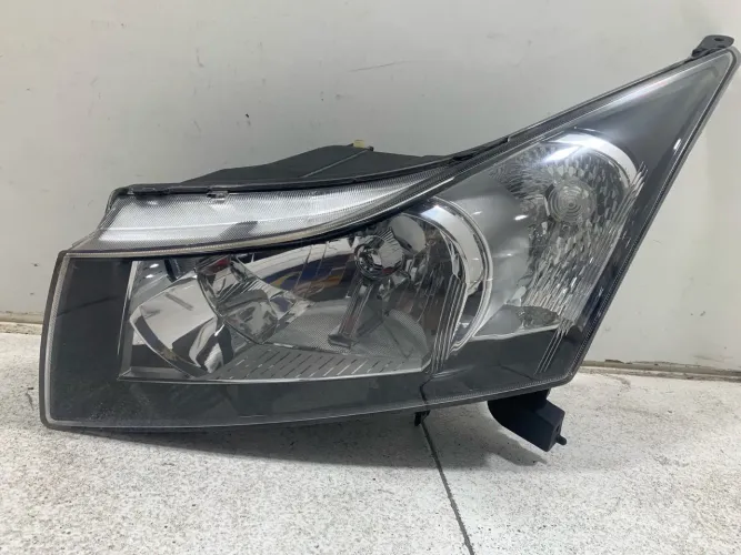 Farol lado esquerdo cruze 2012/2016 fume
