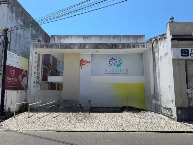 Galeria - Prédio Comercial - Bairro São José - 8 salas