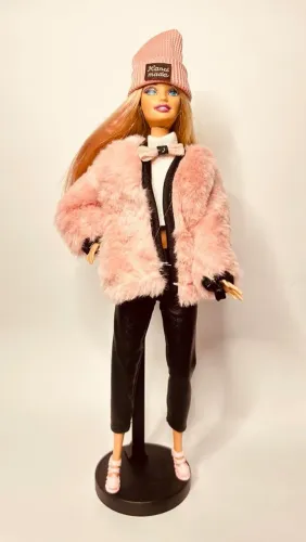 Boneca barbie Personalizada customizada Loira