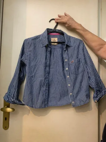 camisa feminina listrada hollister tamanho xs importada