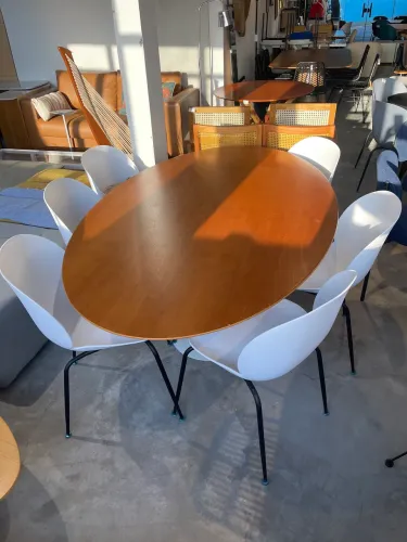 Mesa oval + 6 cadeiras tok stok