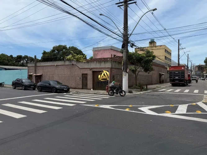 Ponto com localização estratégica - Itapuã