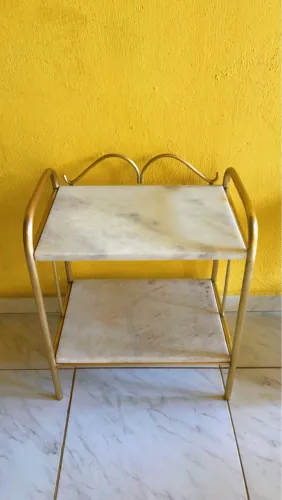2 Lindos Criado mudo de bronze e granito