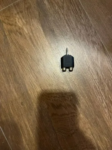 Adaptador Auxiliar P2 Rca 2 Vias Áudio Estéreo Plug 3,5mm