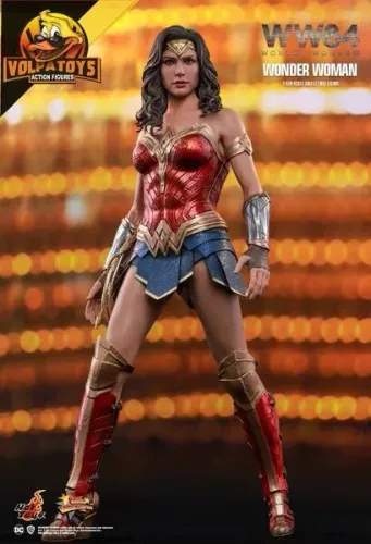 ACTION FIGURE MULHER MARAVILHA 1984 HOT TOYS WONDER WOMAN DC COMICS
