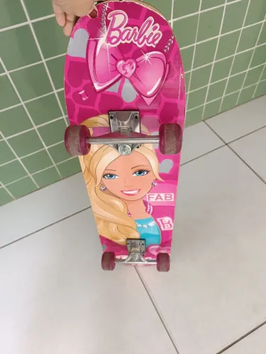 Skate Barbie - Diversão e Estilo