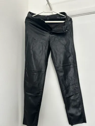 Calça Zara