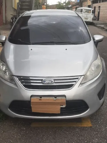 Ford Fiesta Sedan SE 1.6 16V Flex 4P 2012