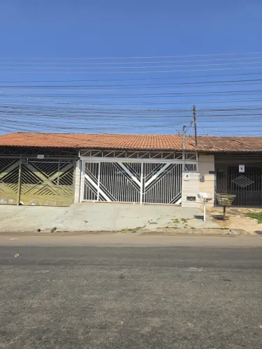 LINDA CASA. PORCELANATO, LOUÇAS EM 1ª LINHA, FINACIA 90%NO MCMV,