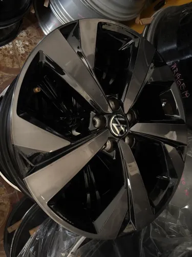 Roda VW  Nivus aro 17 verniz fumê unidade avulsa