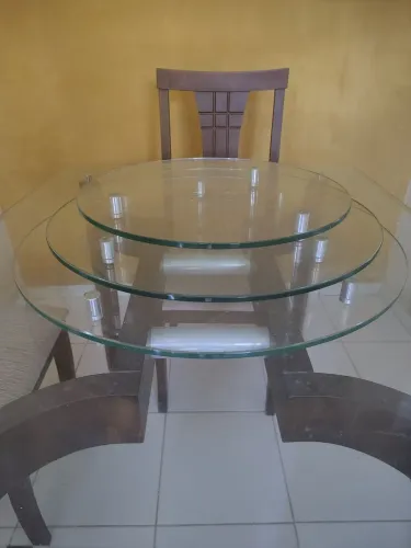 Tábuas de bolos sendo de vidros