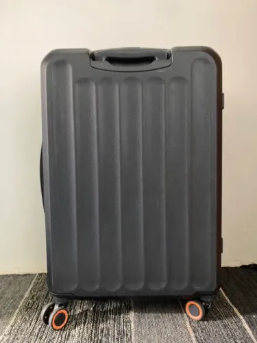 Mala de Viagem Preta com Rodinhas