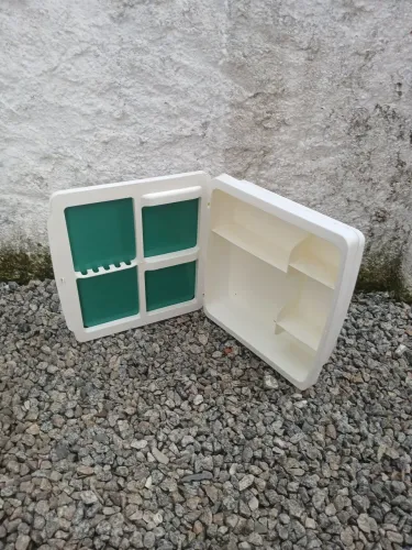 Espelheira de plástico 20reais