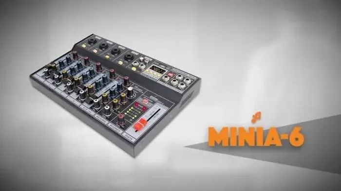 Mesa de som nova+Microfones sem fio novos em SOROCABA