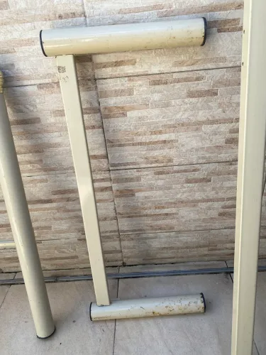 VENDO CAMA DE ALUMÍNIO DE FÁCIL MONTAGEM  